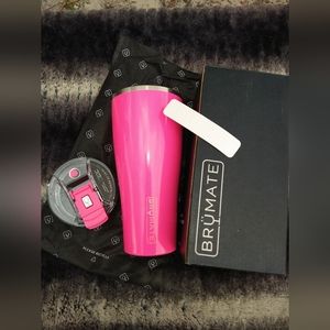 🦌☃️🎄NEW🎄☃️🦌 Brumate NAV XL 32oz "vibrant" pink
